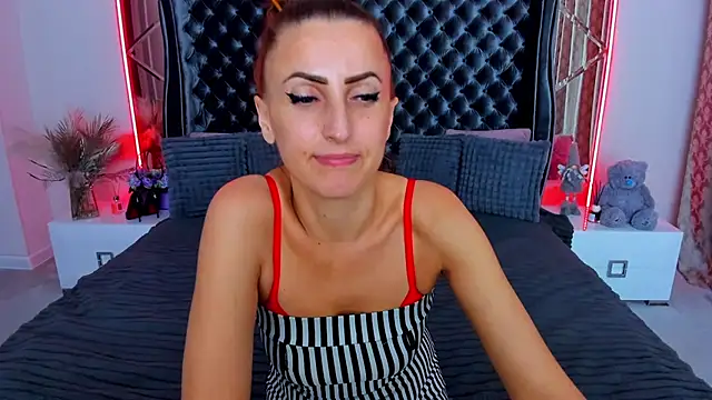 XXX chat uživo modela Rebecca_Diamond