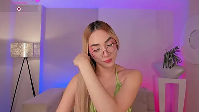 SophieLafont Chat XXX in diretta
