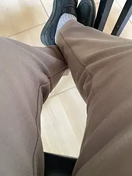 kenanbal0677 Adlı Modelin Canlı XXX Sohbeti