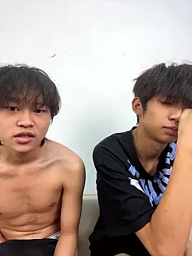 -OvO- লাইভ XXX চ্যাট