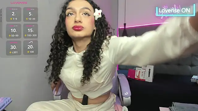 Chat XXX en directo de scarletcherry18