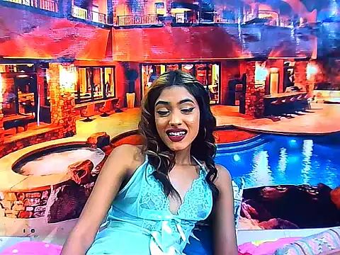 IndianPretty14u2Luv's Live XXX Chat