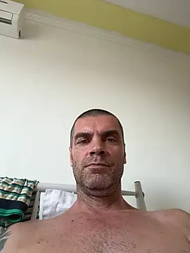 SIRMASTERDOMINATORXXL élő XXX-chatje