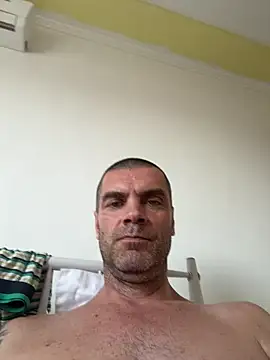 SIRMASTERDOMINATORXXL élő XXX-chatje