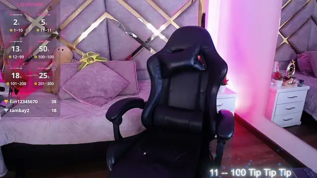 Moon_Water__'s Live XXX Chat