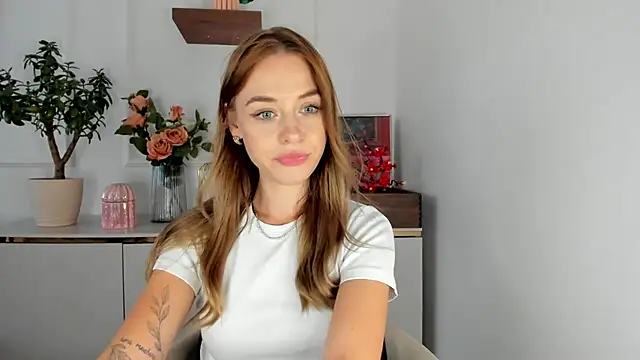 Онлайн чат XXX cindyLuvx