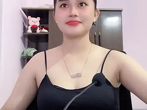 ThuPhuong858 Chat XXX in diretta