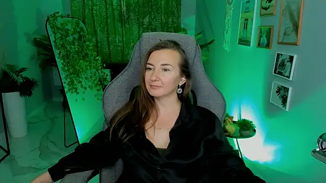 Chat XXX en directo de Golden_Dragon