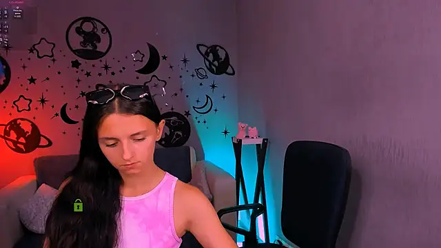 bella_dorn Chat XXX live