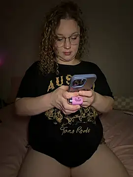 EmmieRae's Webcam Show
