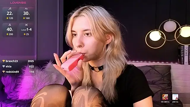 Camilla_Evers élő XXX-chatje