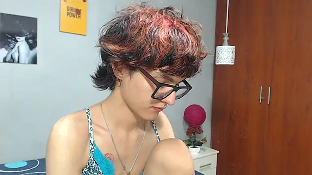 crazydani50 在線直播表演