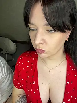 Poly_Nick Live XXX Chat