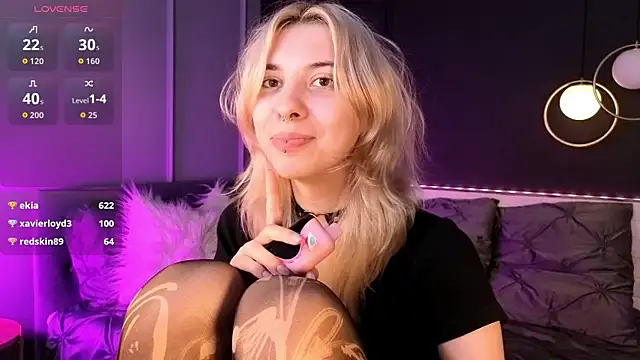 Camilla_Evers live XXX chat