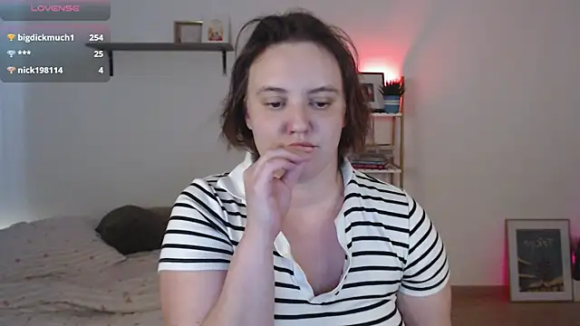 VivianMarble élő XXX-chatje