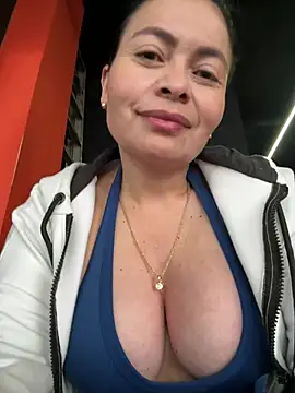 Janna099's Live XXX Chat