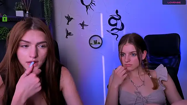 lisa_dark_ live XXX chat