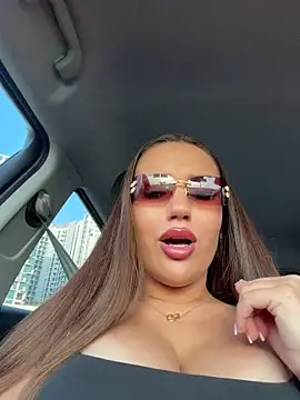 Chat +18 de Syka0001 ao vivo
