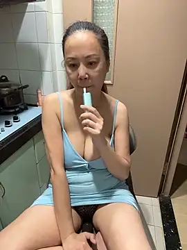 EcupLena 现场XXX聊天