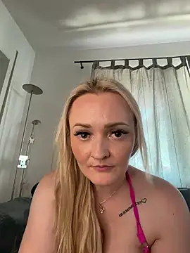 Alex-Blond Live XXX-Chat