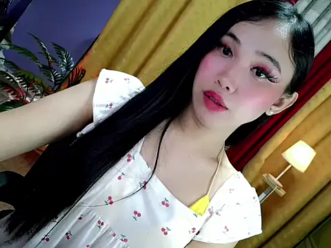Supersweetsofialove 网络视讯表演