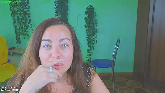 Zoe_Zephyr Adlı Modelin Canlı XXX Sohbeti