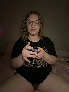 EmmieRae's Webcam Show