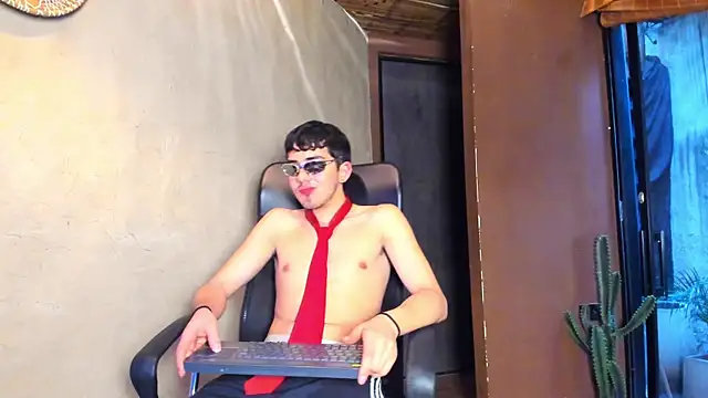 AxelStong Live XXX-chat