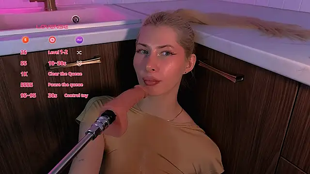 Devi__ka élő XXX-chatje