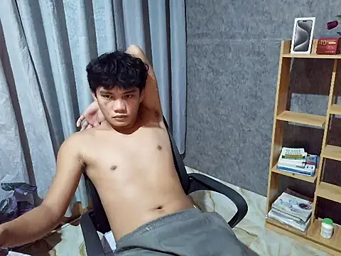 marksurelyhard 现场XXX聊天