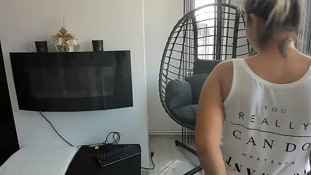Chat XXX en directo de sweetemy4u
