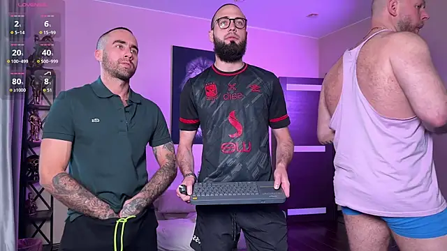 צ'אט XXX בשידור חי של FireBeard_