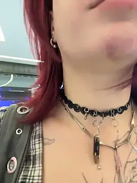 Lilly__Kiss Live XXX-Chat