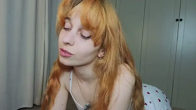 Chat +18 de tgirlfoxy ao vivo