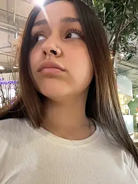 EvelynFly live XXX chat