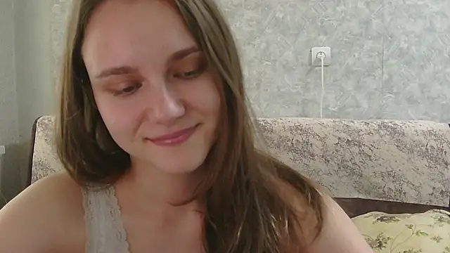 XXX chat uživo modela DolcezzaCream