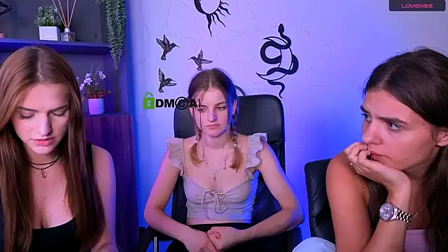 lisa_dark_: απευθείας συνομιλία ΧΧΧ