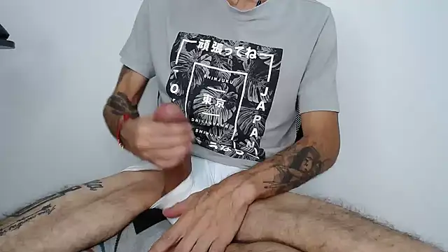 Živý XXX chat bigdick_monster1