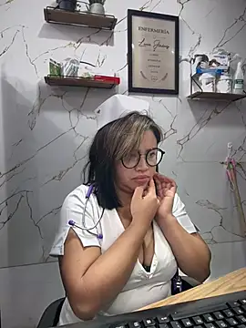 Melany-1 Chat XXX live
