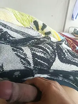 manuel1976 Adlı Modelin Canlı XXX Sohbeti