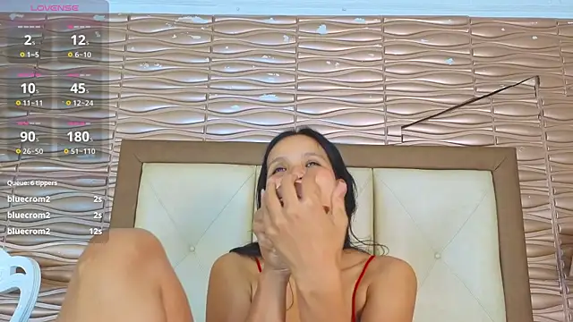 Chat XXX ao vivo de Miladiosa