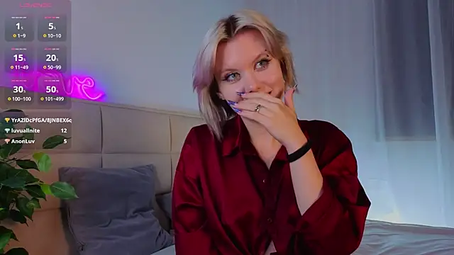 Chat +18 de GoldenLenarz ao vivo
