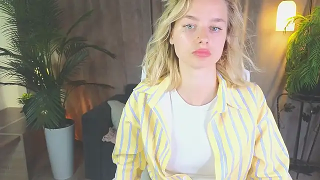 NoraMoreau Live XXX-chat