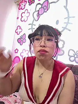 DearAbbieeのライブXXXチャット