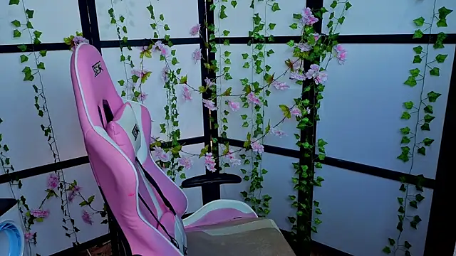 Živý XXX chat kitsune_little