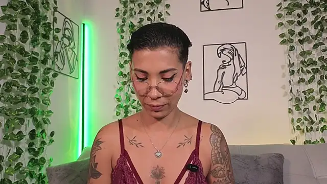 MiaMorgan_ Live XXX-Chat