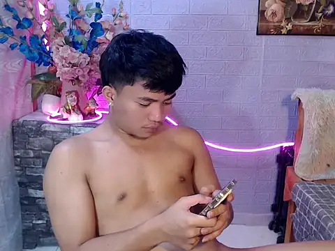 mostwantedtwink 现场XXX聊天