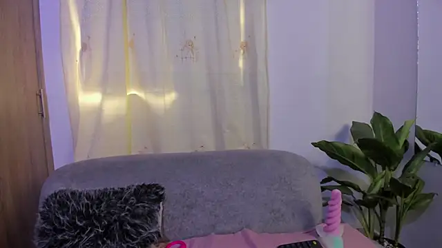 isa_kiss XXX чат на живо