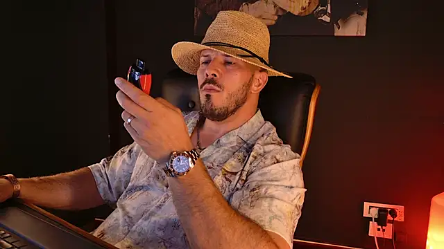 AngeloEric – Naživo XXX chat