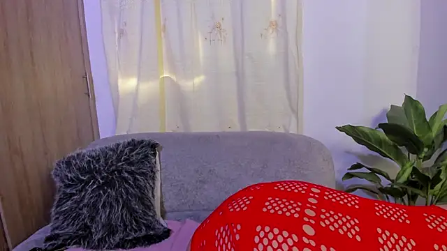 isa_kiss Chat XXX live
